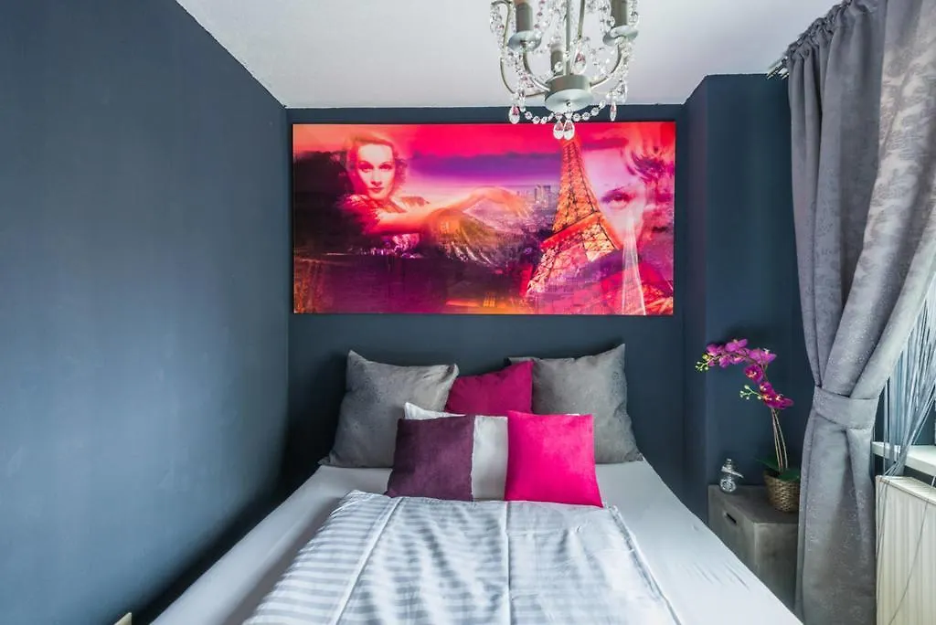Apartment Ferienwohnung Little Savoy - Pure Luxury! Mannheim Deutschland